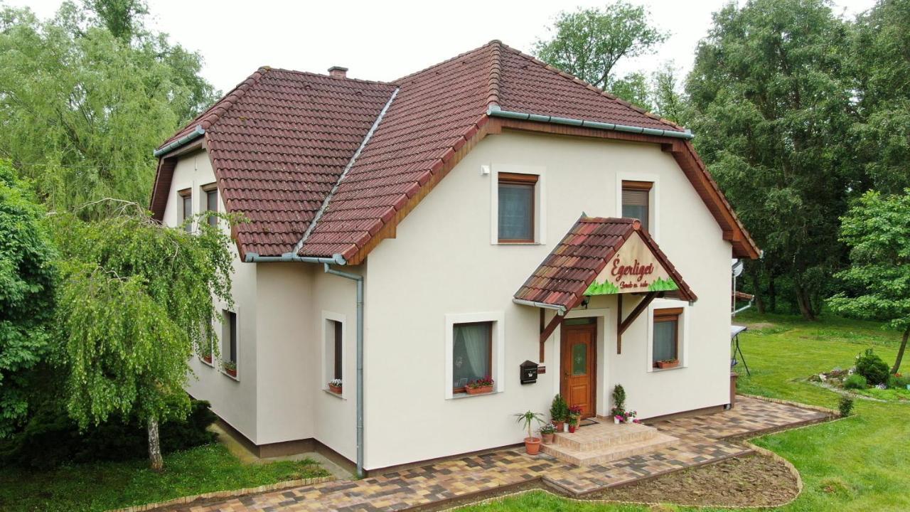Egerliget Vendeghaz Apartment Harkany Ngoại thất bức ảnh