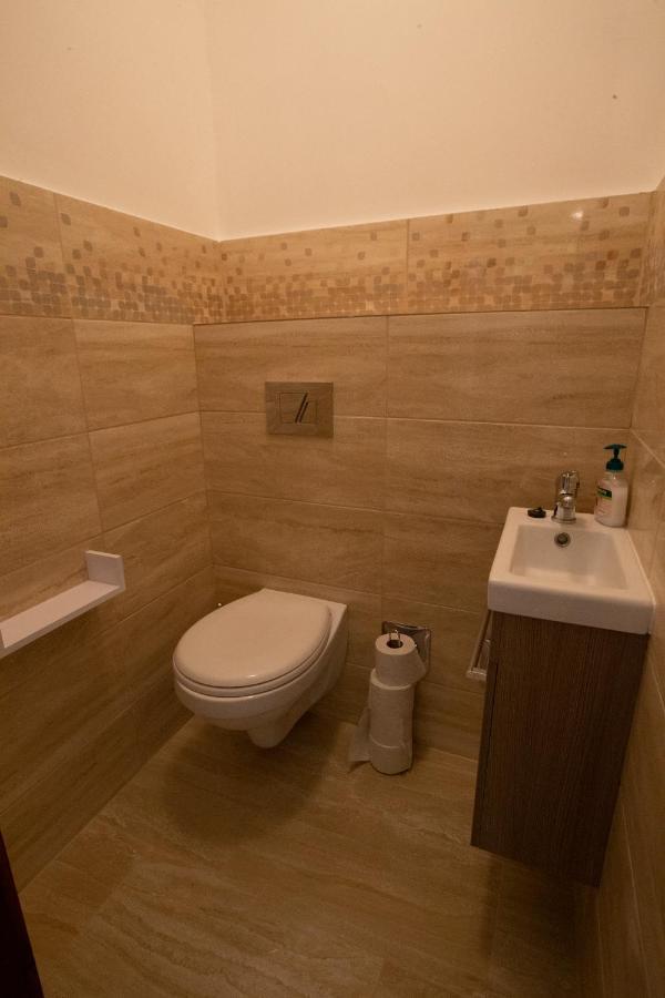 Egerliget Vendeghaz Apartment Harkany Ngoại thất bức ảnh